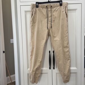 American Eagle Men’s Khaki Jogger Pants Extreme Flex Medium Drawstring & Elastic